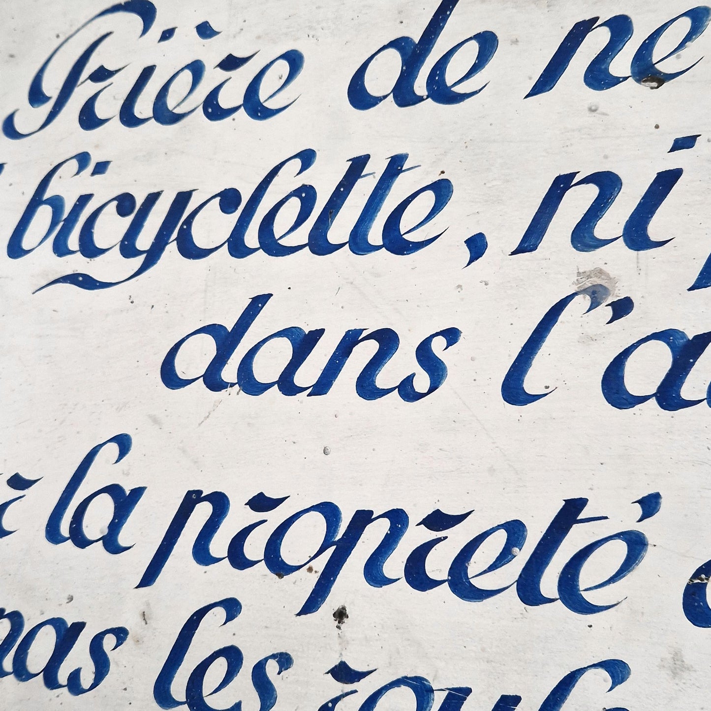 plaque peinte prière bicyclette poussette