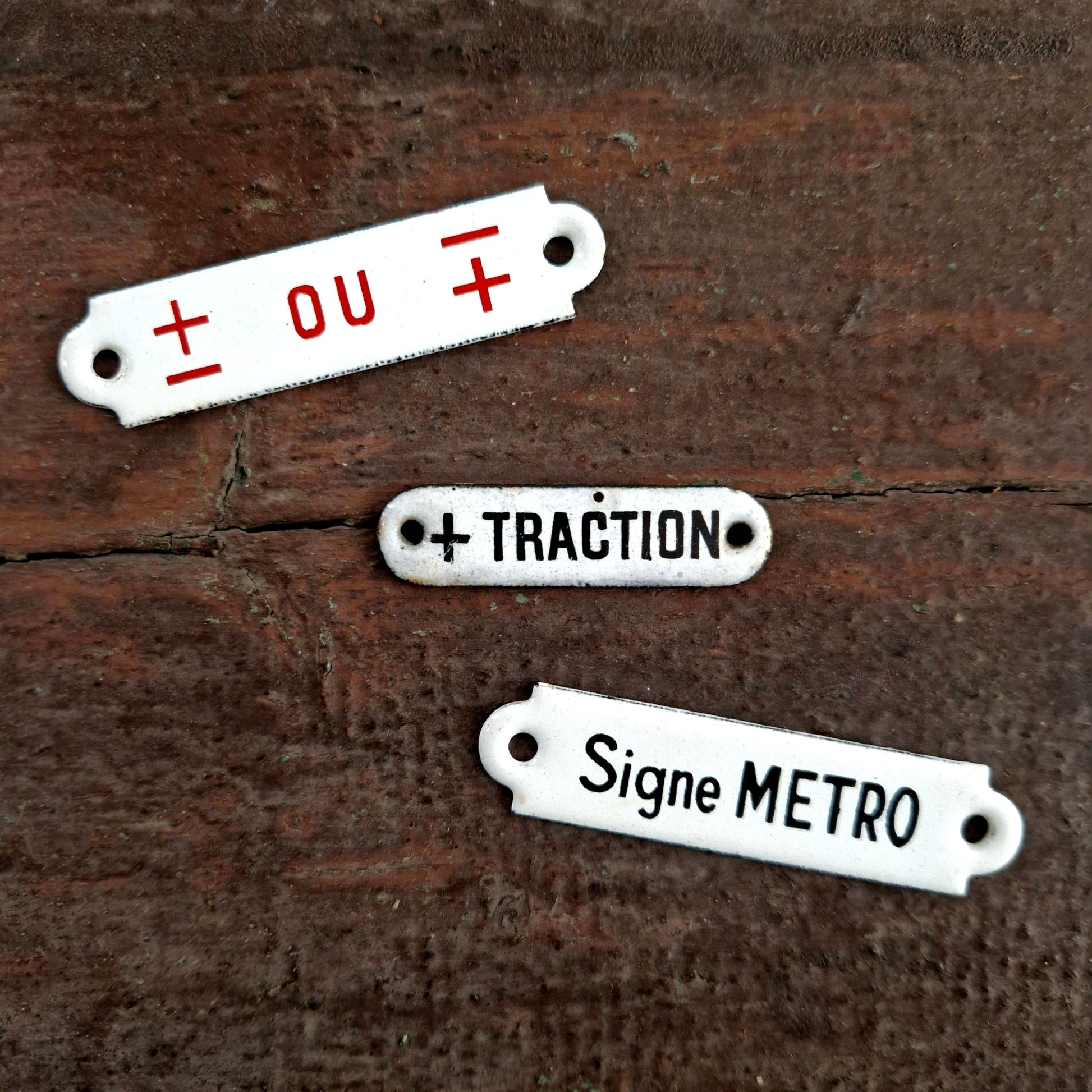 plaques émaillées ferroviaire