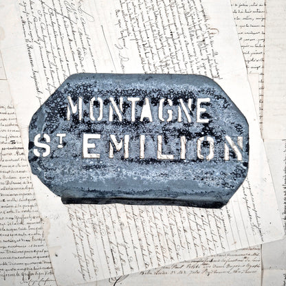 pochoir ancien montagne saint-emilion