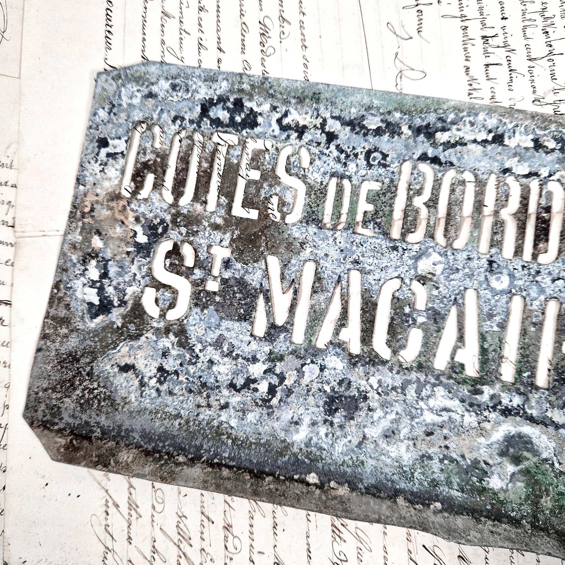 pochoir zinc cotes de bordeaux