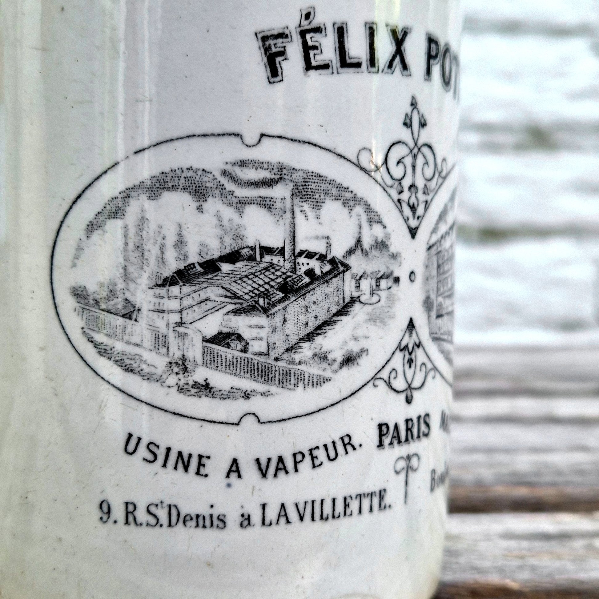 pot felix potin noir et blanc