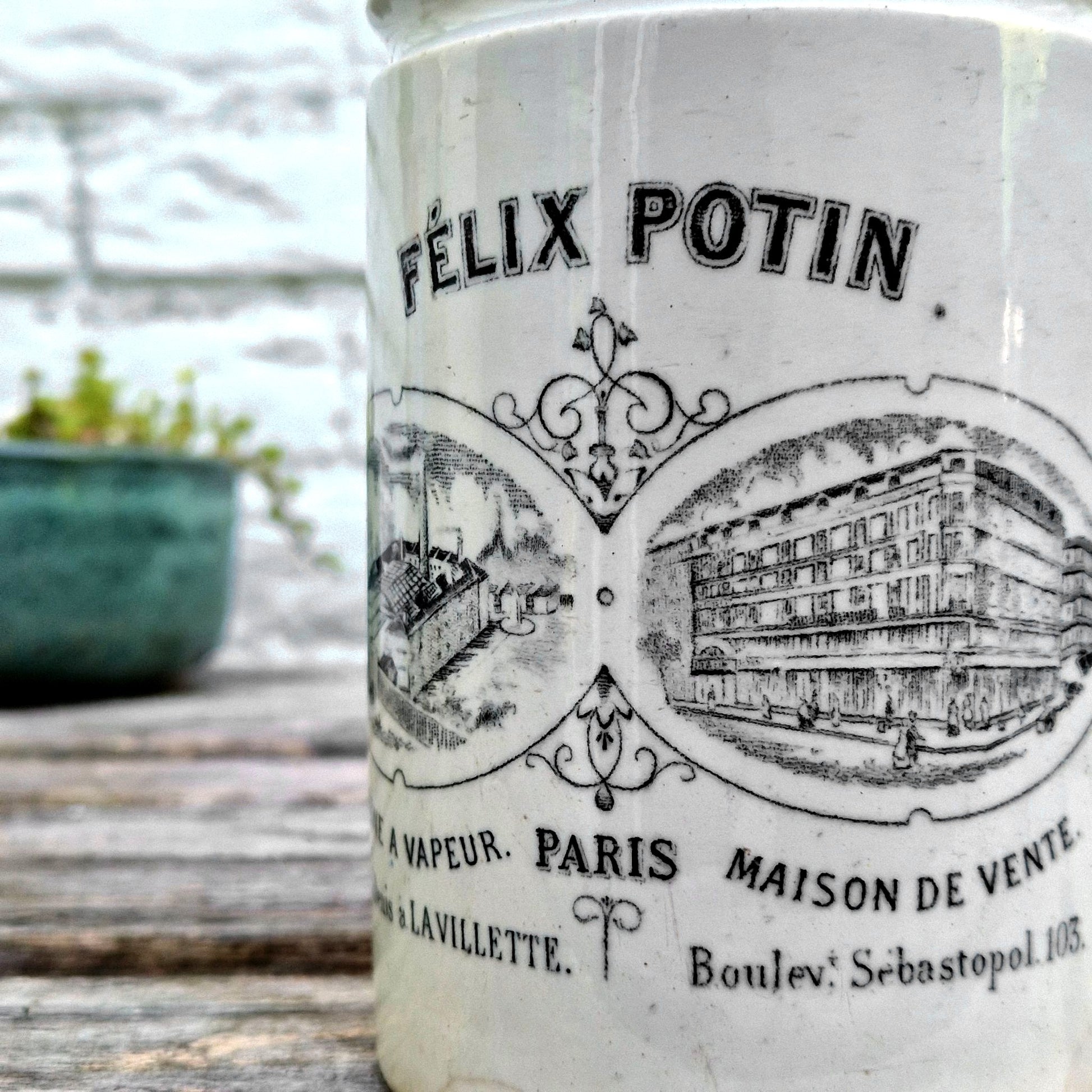 pot publicitaire paris 1900