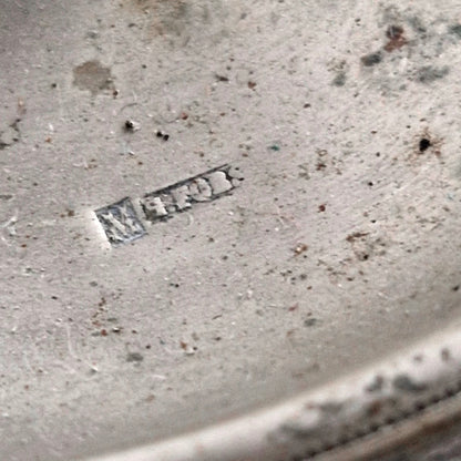 silver metal ring holder fox