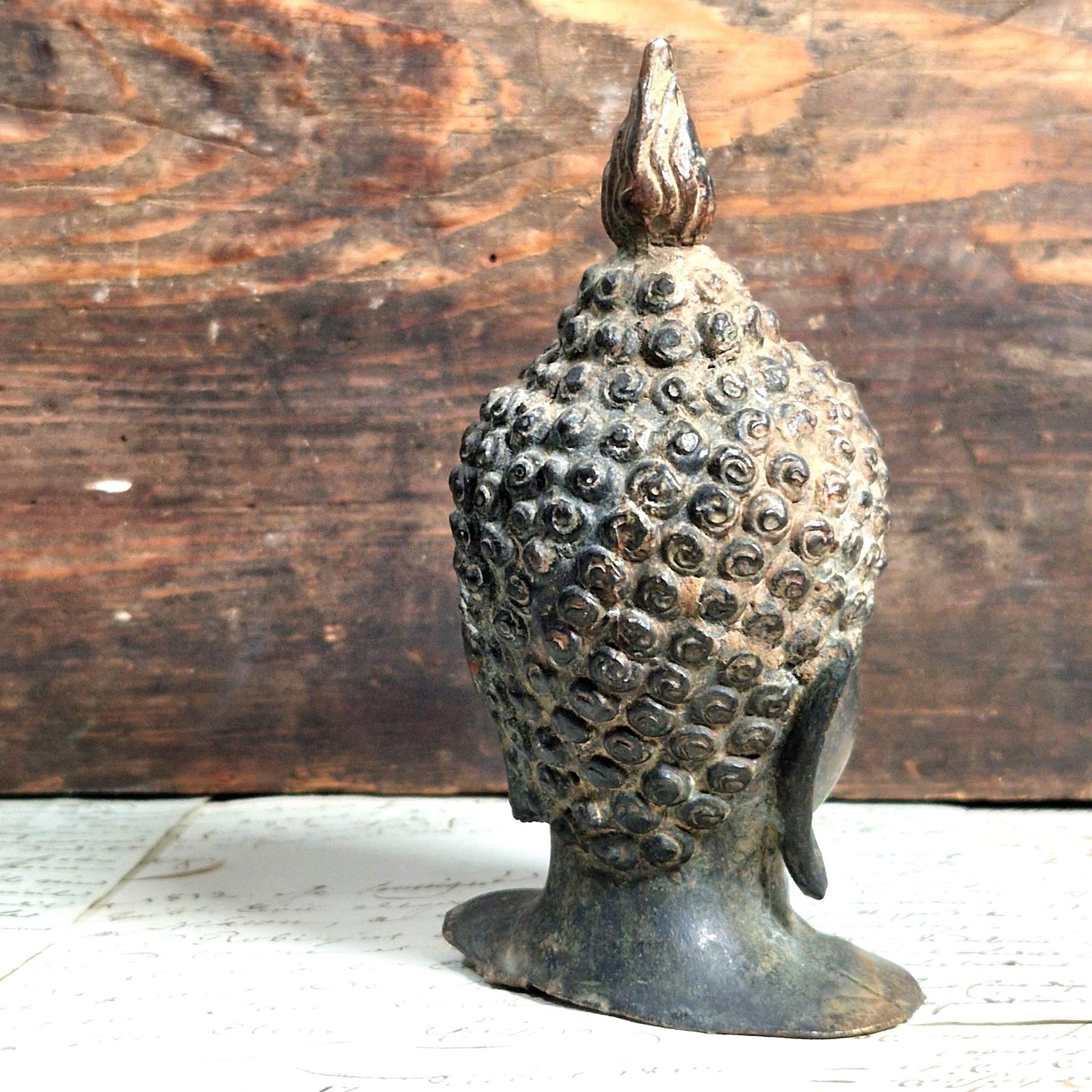 statuette en bronze méditation asie