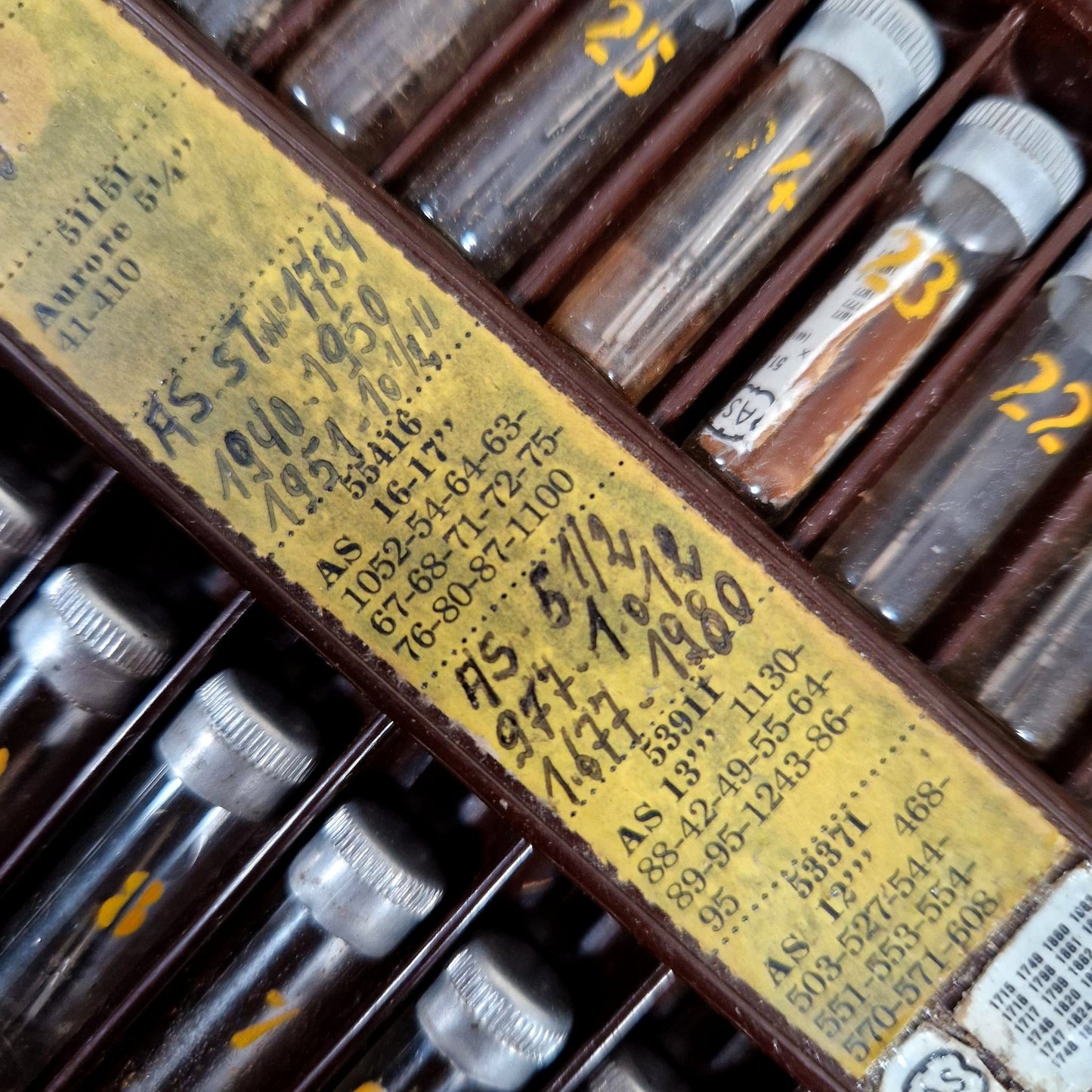 swiss watch calibers axes balance