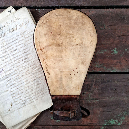 traditional paddle glove french ball game