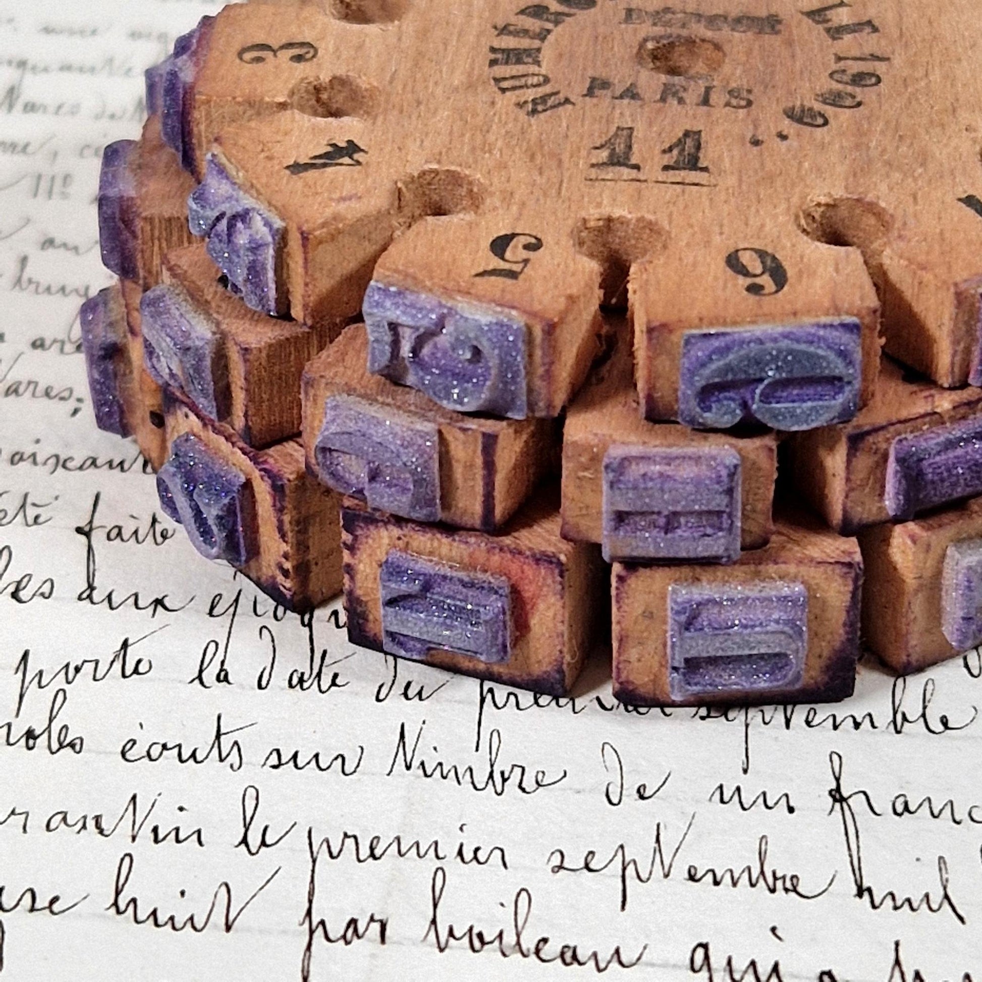 typographie ancienne bois caoutchouc