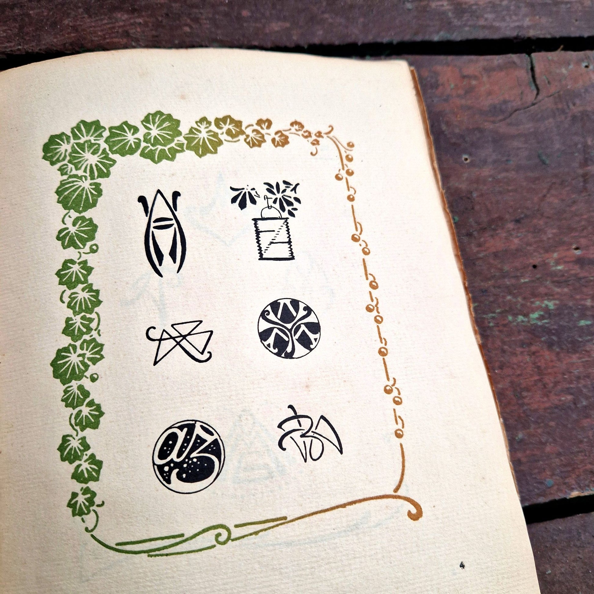 typographie decorative devambez