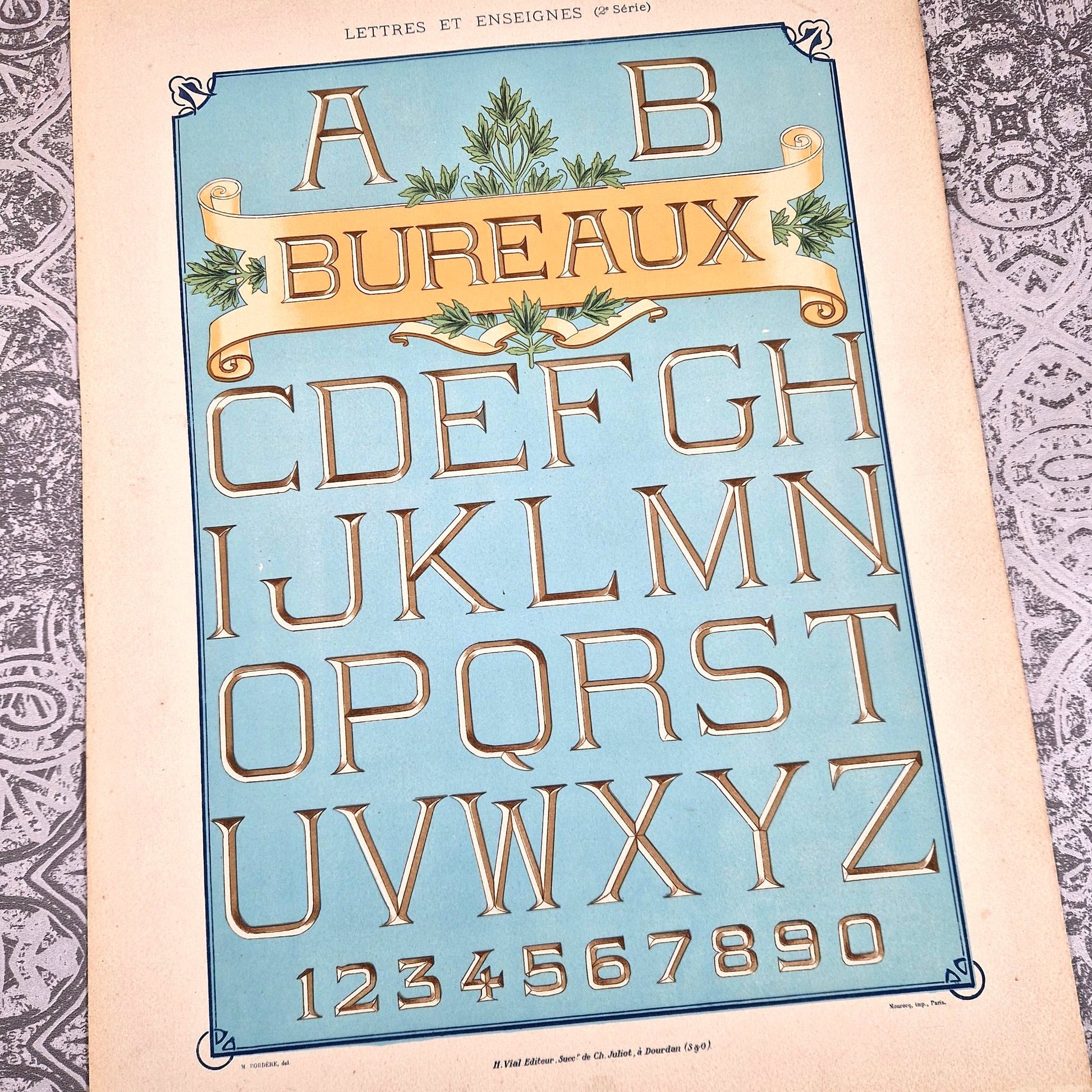 Alphabet Et Enseigne Bureaux Vers 1900 Brocante Jolbro alphabet-et-enseigne-bureaux-vers-1900-brocante-jolbro