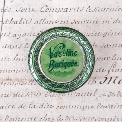 Boite ancienne « Vaseline Borique », Vers 1900