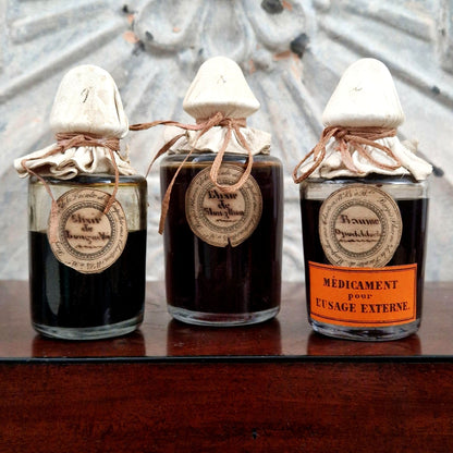Coffret d'apothicaire ancien - Flacons de Remèdes XIXe