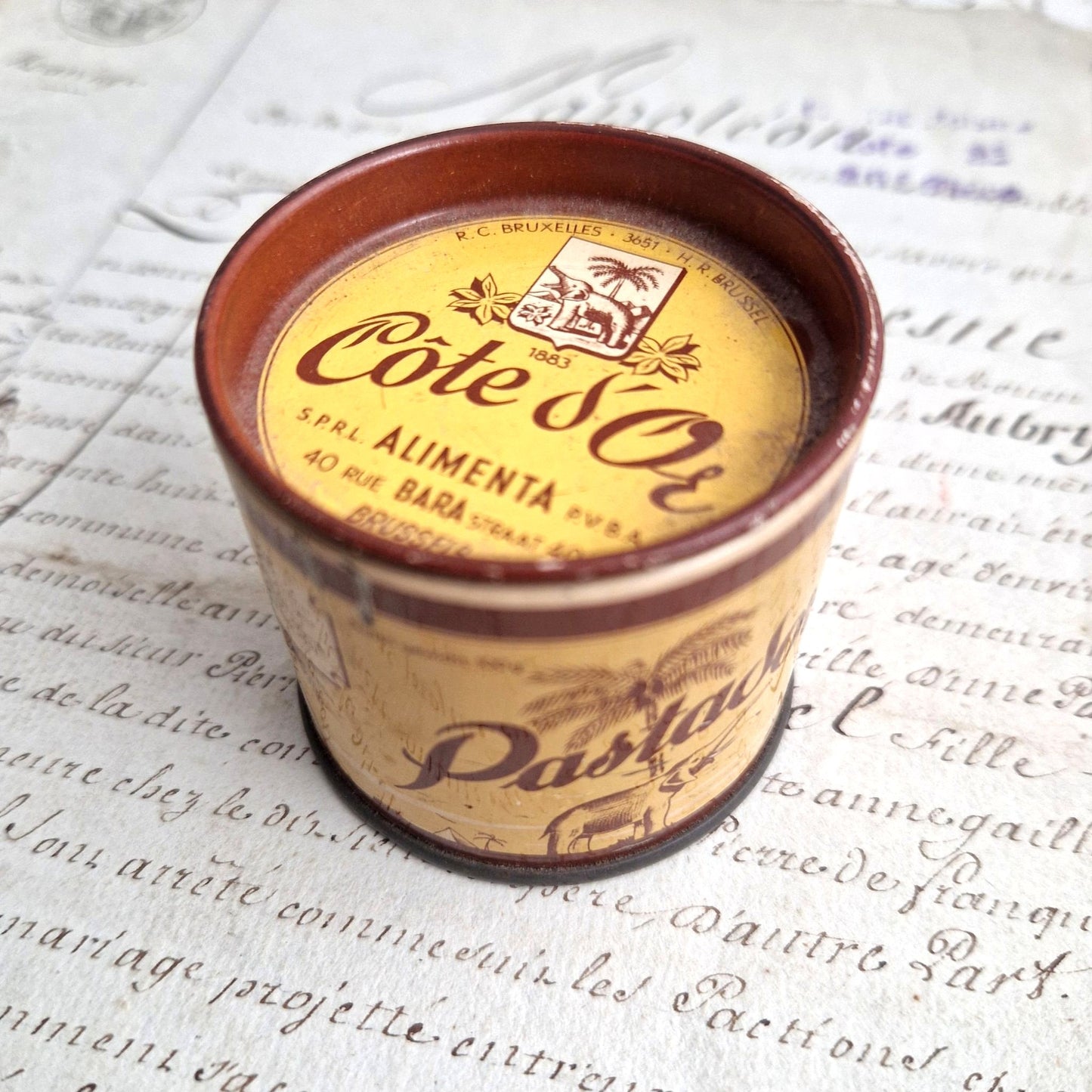 vintage cocoa tin cote d'or pastador