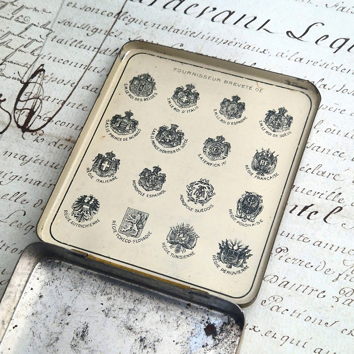 vintage egyptian tobacco box