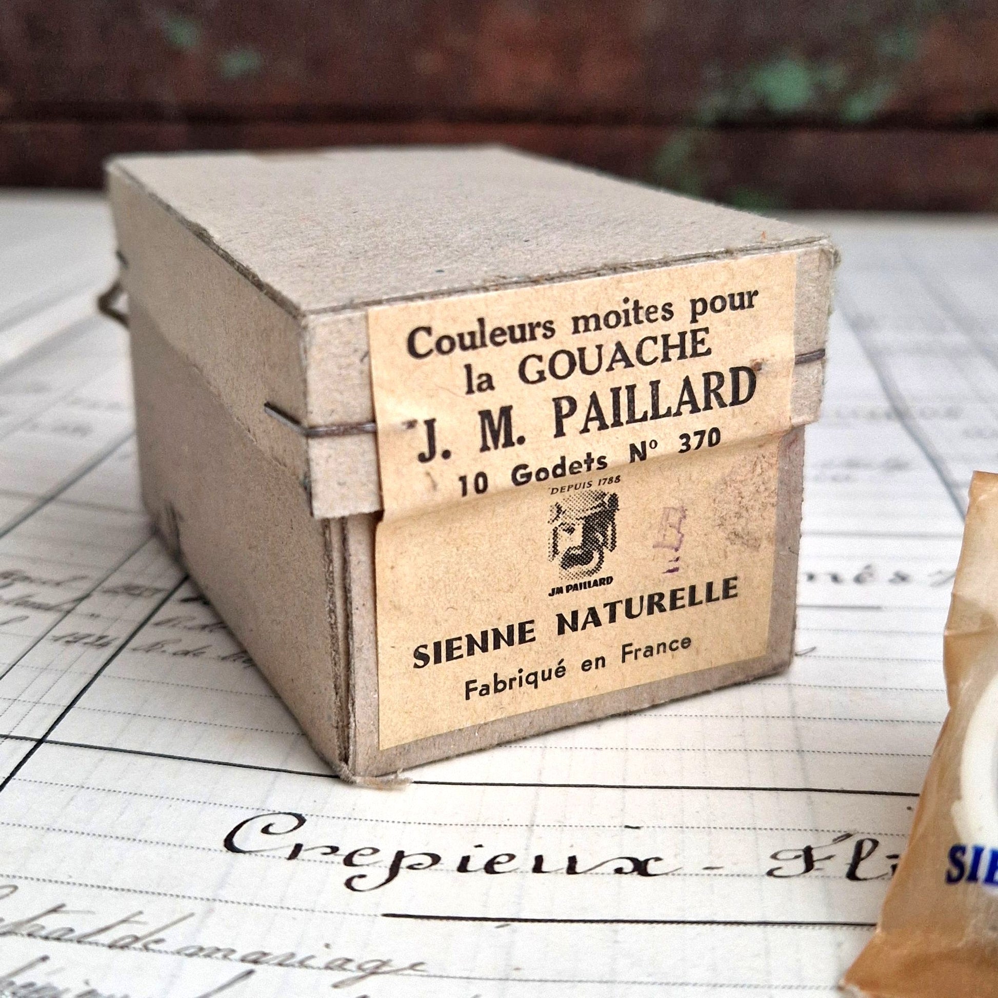 vintage gouache box jm paillard raw sienna