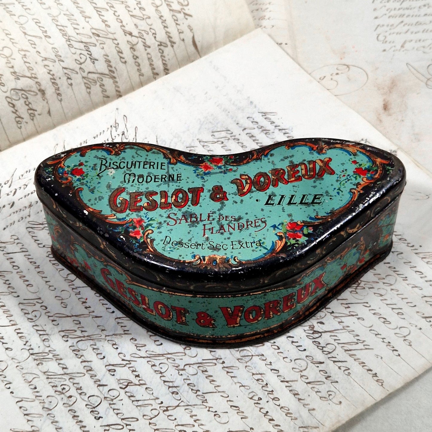 vintage lithographed tin biscuit box