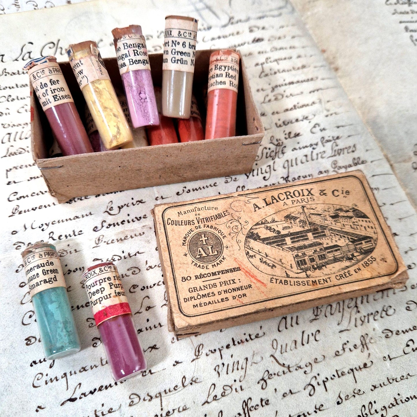vintage vitrifiable pigments set