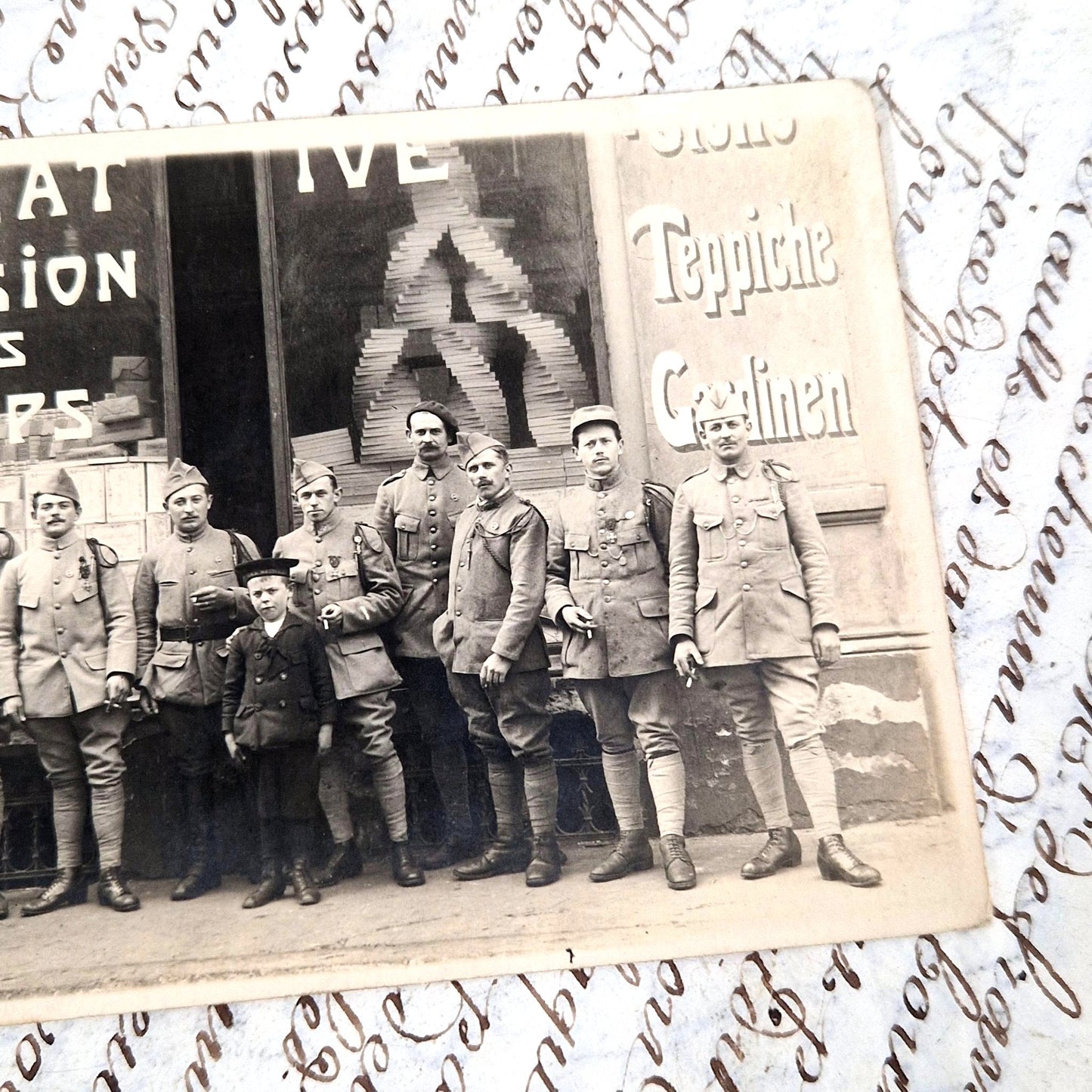 vitrine ancienne alsace lorraine